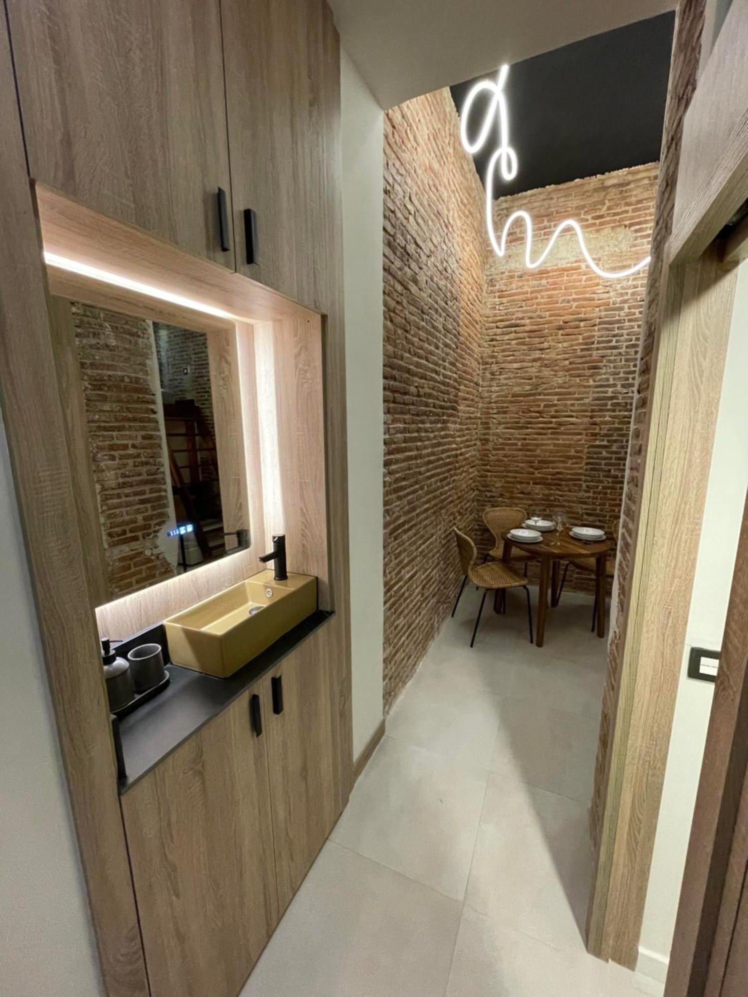 Apartamento Moderno En Edificio Historico Madrid Buitenkant foto